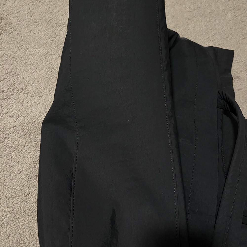 Lululemon bag - Picture 2 of 5